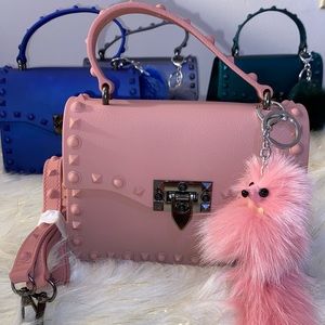 ⚠️SOLD⚠️🚨BRAND NEW🚨 Purse includes keychain